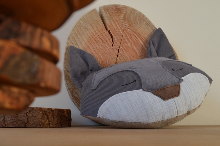 Midgins' Silver Grey Fox Cushion