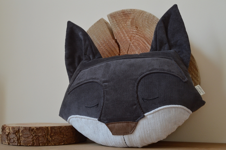 Grey Fox Cushion - Midgins' Blog