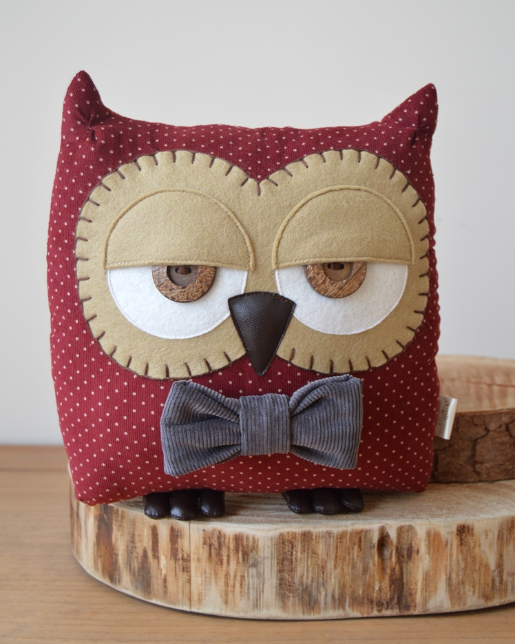 Owl Cushion by Midgins'