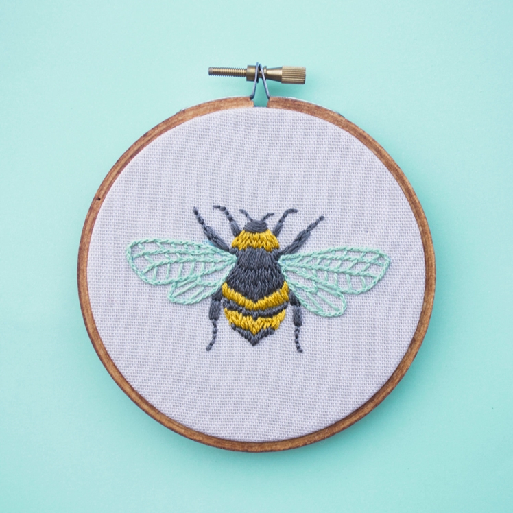 Bee Embroidery | Lazy Lemons