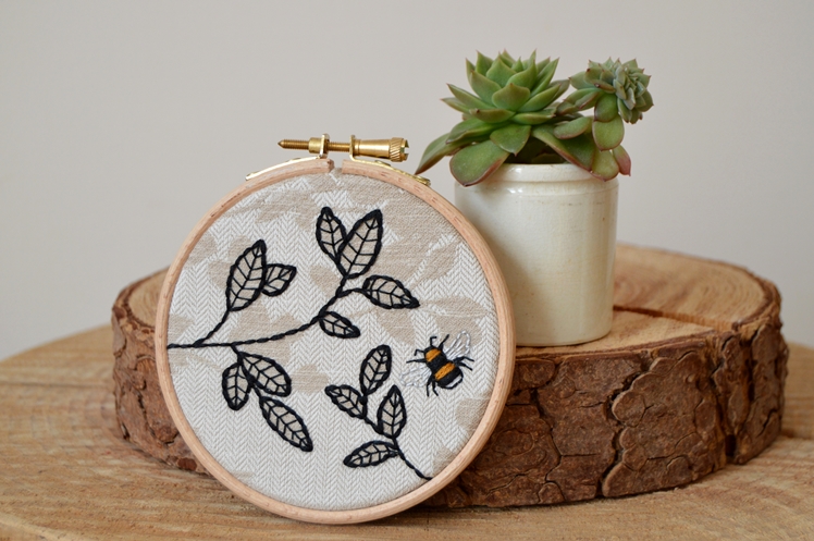 Bumble Bee & Leaves Embroidery Hoop | Midgins'