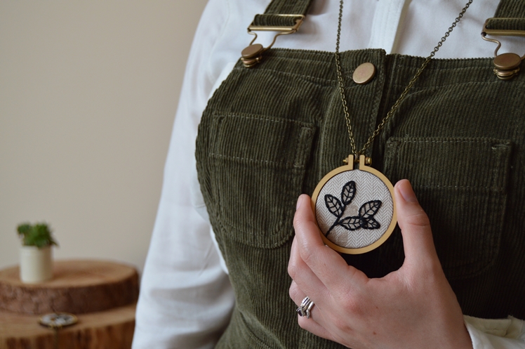 Botanical Embroidery Hoop Necklace | Midgins'