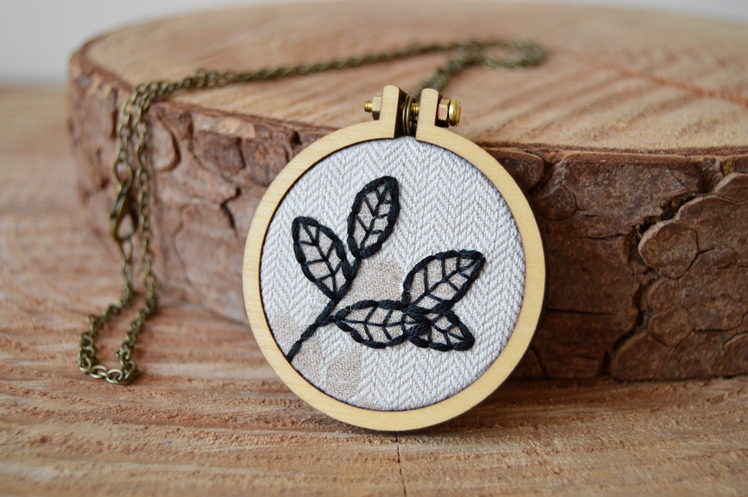Botanical Embroidery Hoop Necklace | Midgins'