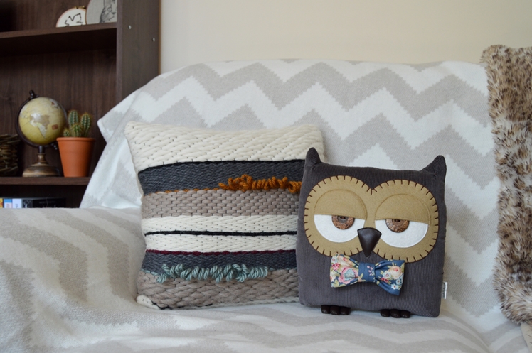 Woven Pillow | Midgins'