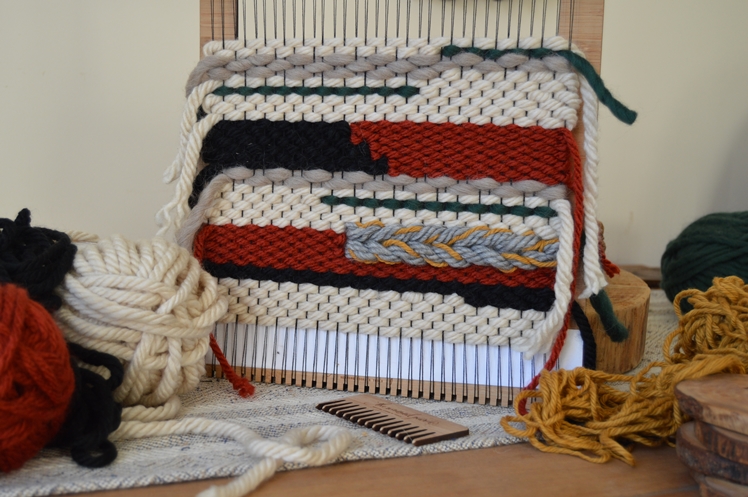 Woven Autumnal Pillow | Midgins'